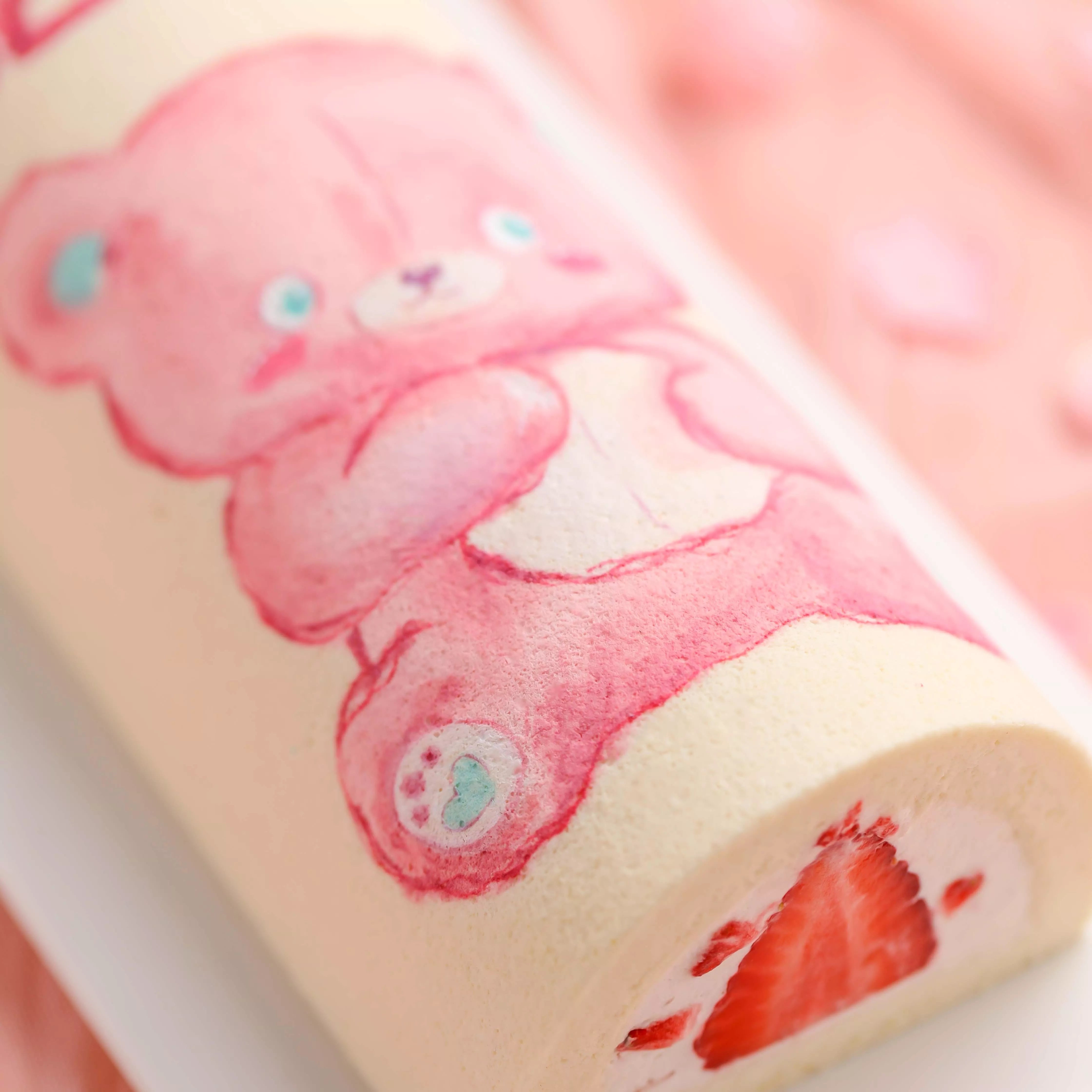 Hand-Painted Tulip Swiss Roll Professional Baking Course