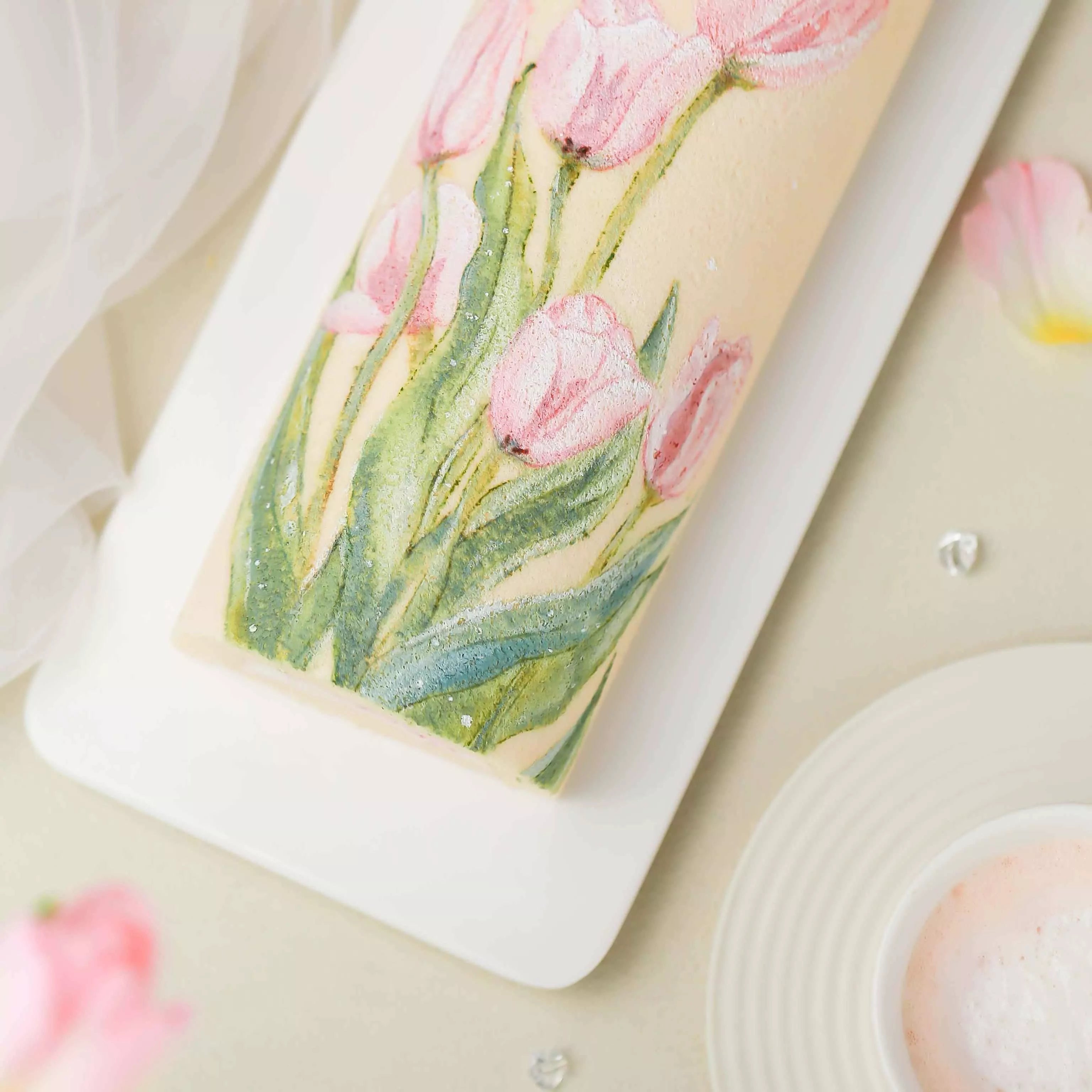 Hand-Painted Tulip Swiss Roll Professional Baking Course