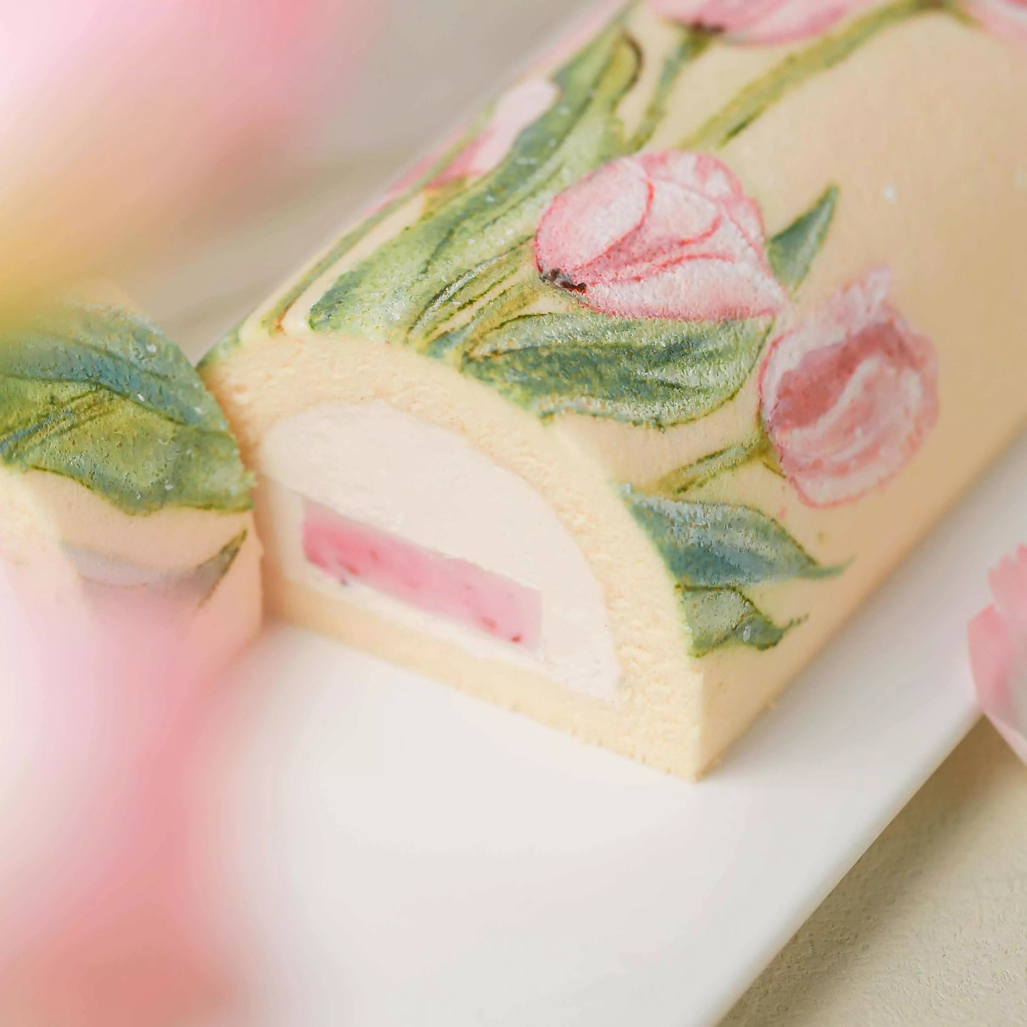 Hand-Painted Tulip Swiss Roll Professional Baking Course